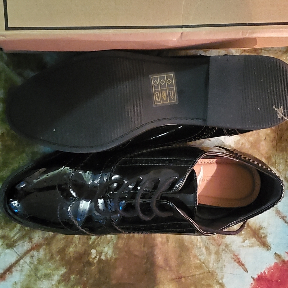ASOS Wingtip - Picture 3 of 5